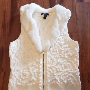 *SOLD* White House Black Market sweater vest